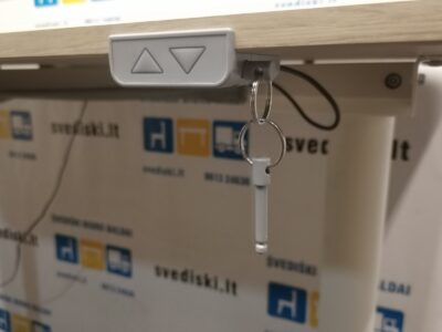 Ikea BEKANT Elektra Reguliuojamas Stalas Su Baltai Beicuotu Ąžuolo Stalviršiu 160x80cm, Švedija