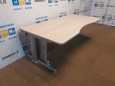 Mechaniškai Reguliuojamas Stalas Su Medžio 180x90cm Stalviršiu, Švedija