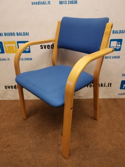 EFG Lankytojo Kėdė Su Šviesiai Mėlynu Audiniu, Švedija