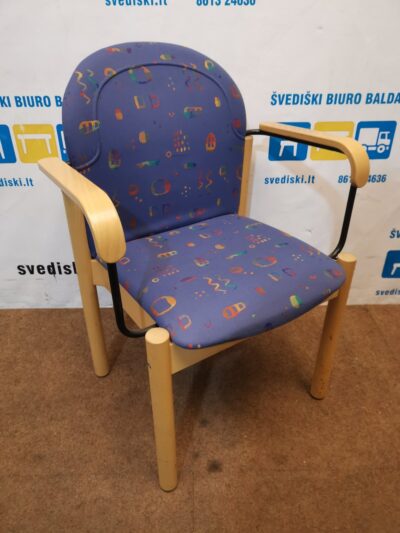 Marga Kėdė Su Buko Rėmu, Švedija